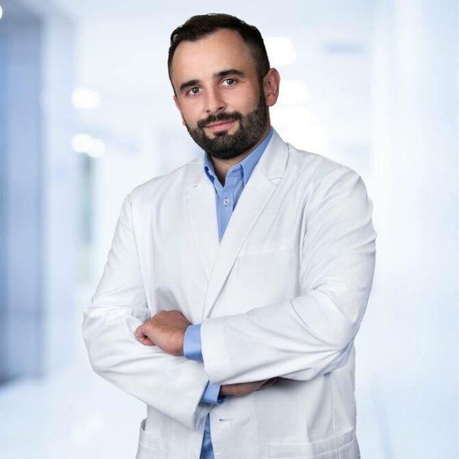 dr n. med. Łukasz Warchoł Katowice